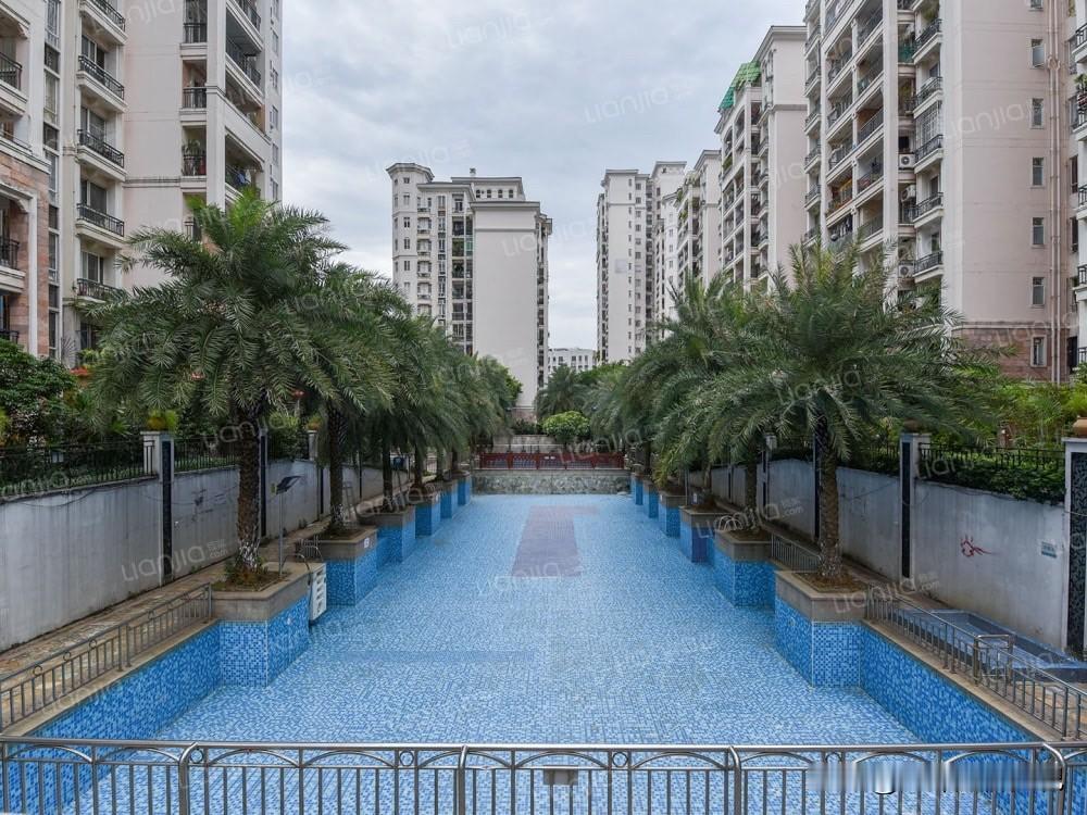 从510万到210万，保利花园4年蒸发300万

保利花园，海珠区工业大道南。