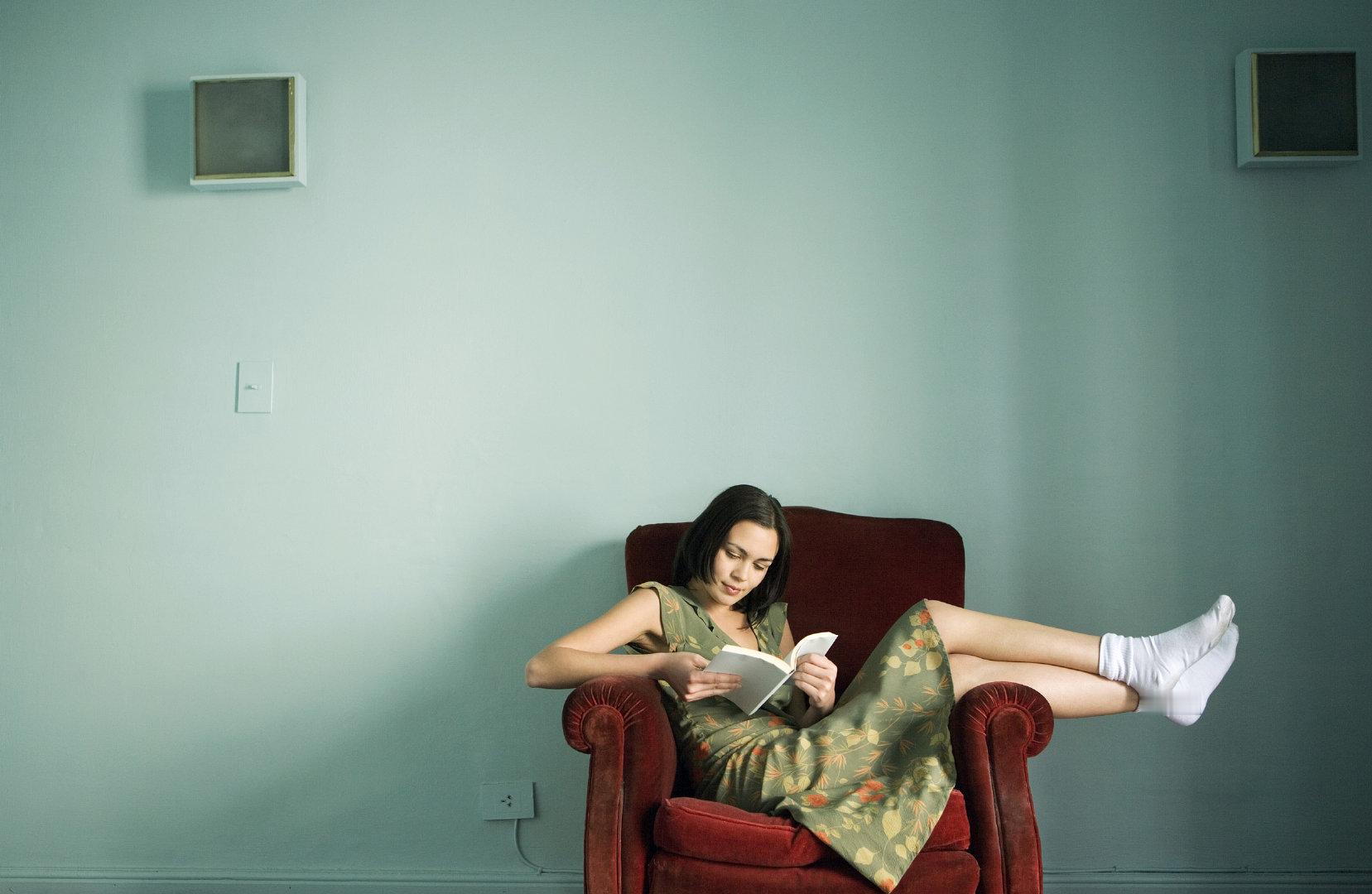 读书到最后，是为了让我们更宽容地去理解这个世界有多复杂。—— 梁文道 《我读》 