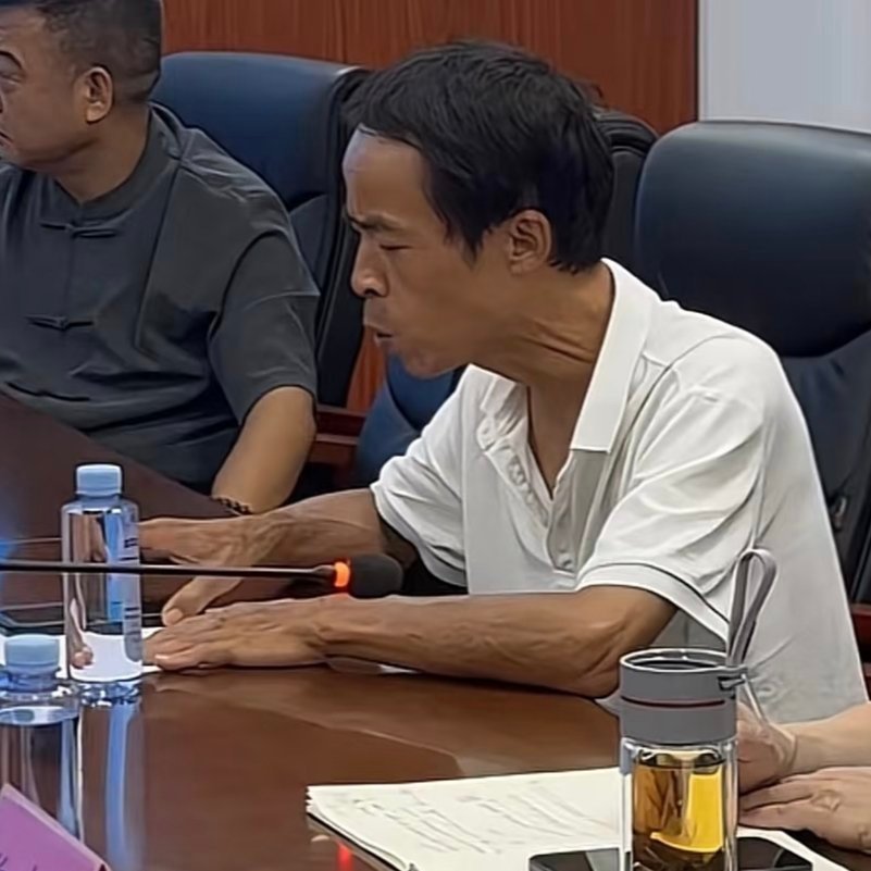 有谁懂鸡排哥在开会的时候说过国庆期间将会派九辆鸡排车过去，那个气势感觉是派九辆考