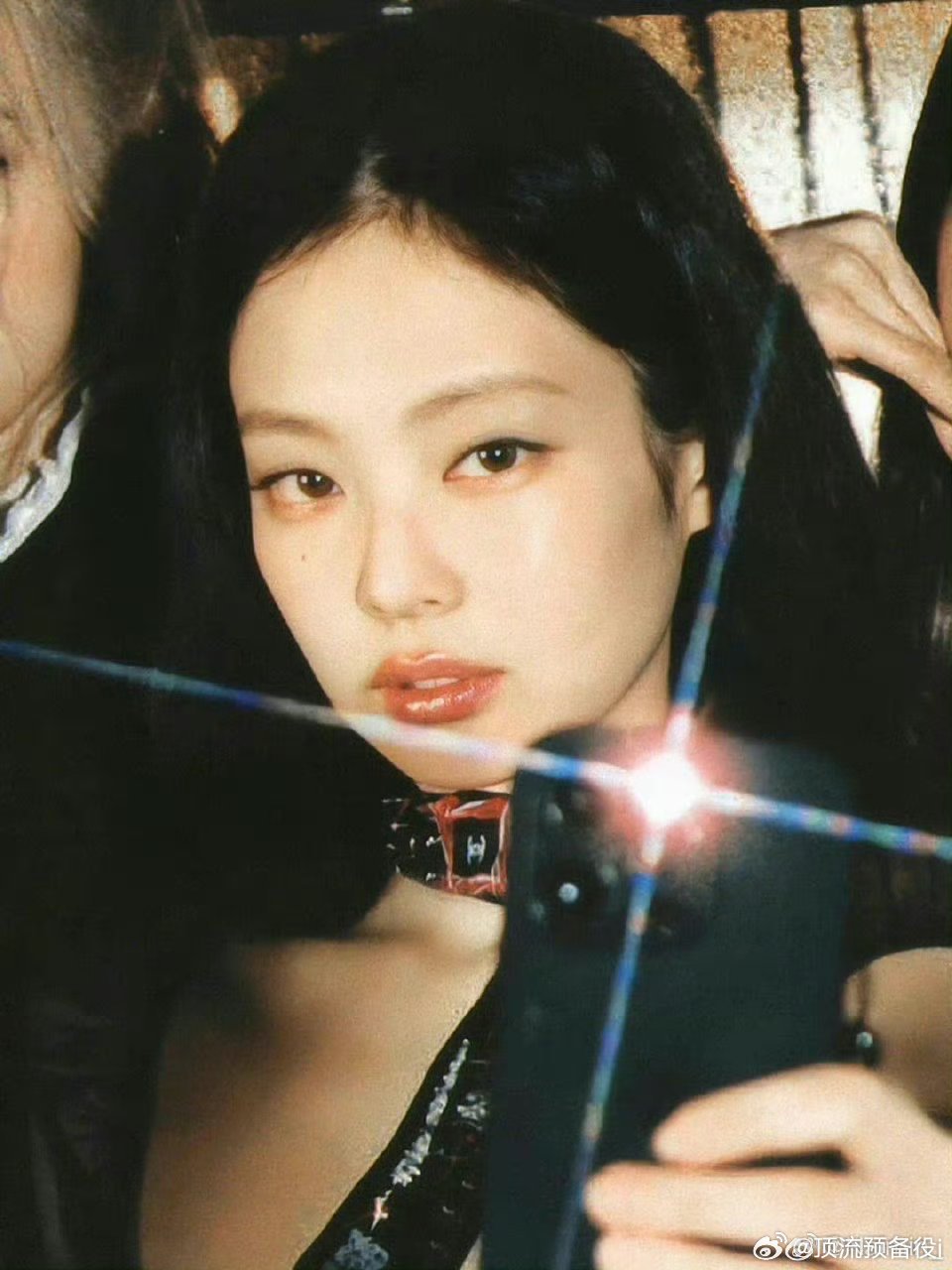 Jennie早期slay瞬间外网翻红 金智妮完全贵气小猫来着表现力无需多言 