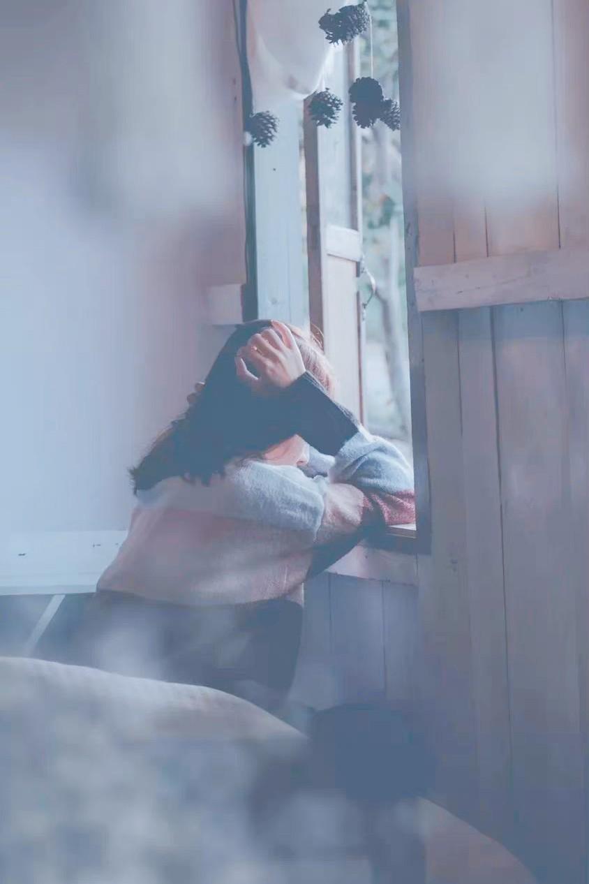 "生活如诗，静享其韵。不求繁华，但求宁静，平淡中见真章，知足方能常乐。天高地阔，
