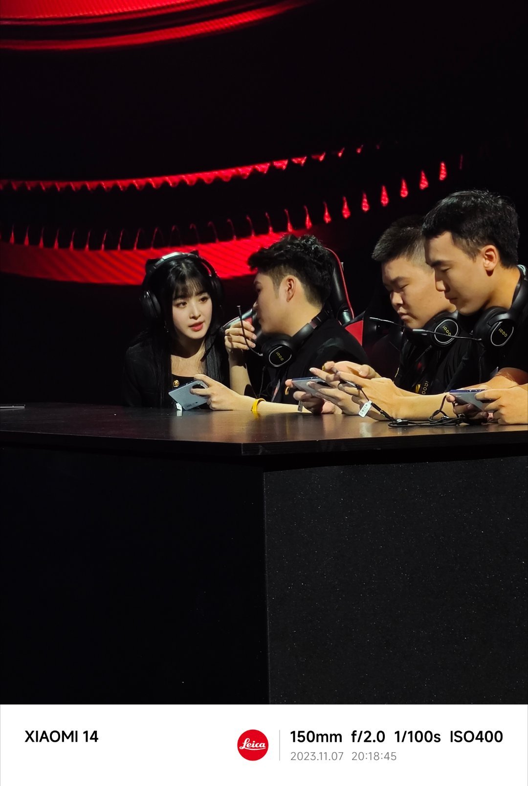 第一次现场看打游戏🎮凭什么他们跟张含韵打游戏，我操作很秀的[泪] ​​​