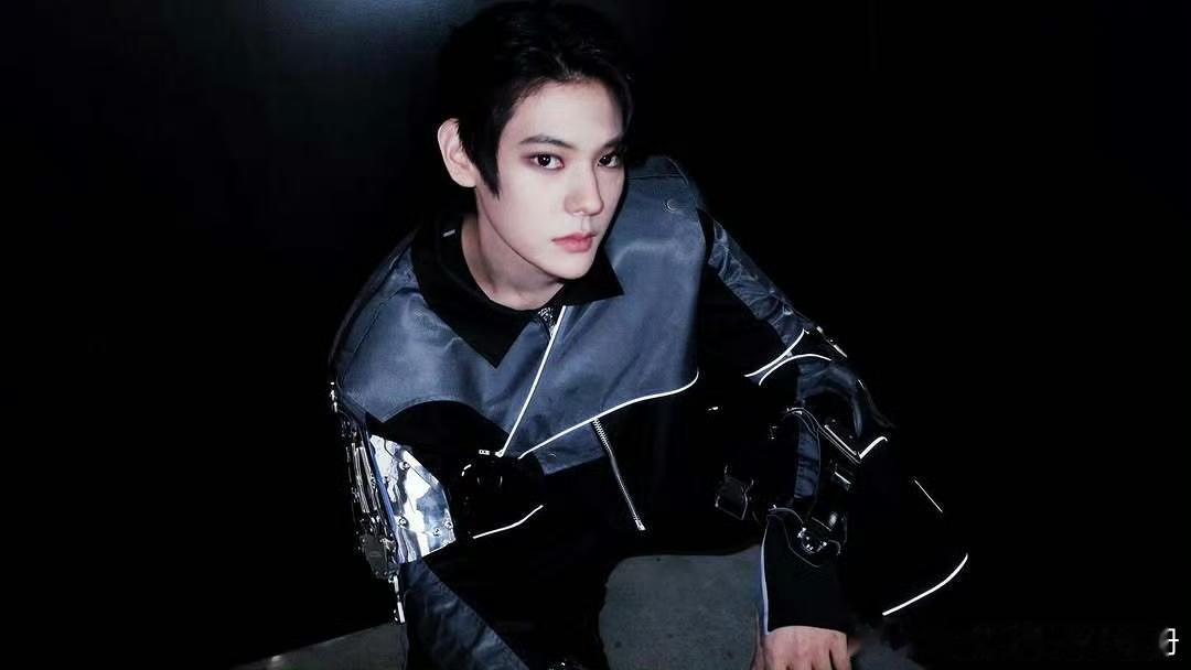 【一克拉】是你吗发带哥，我有点不敢认 ​​​