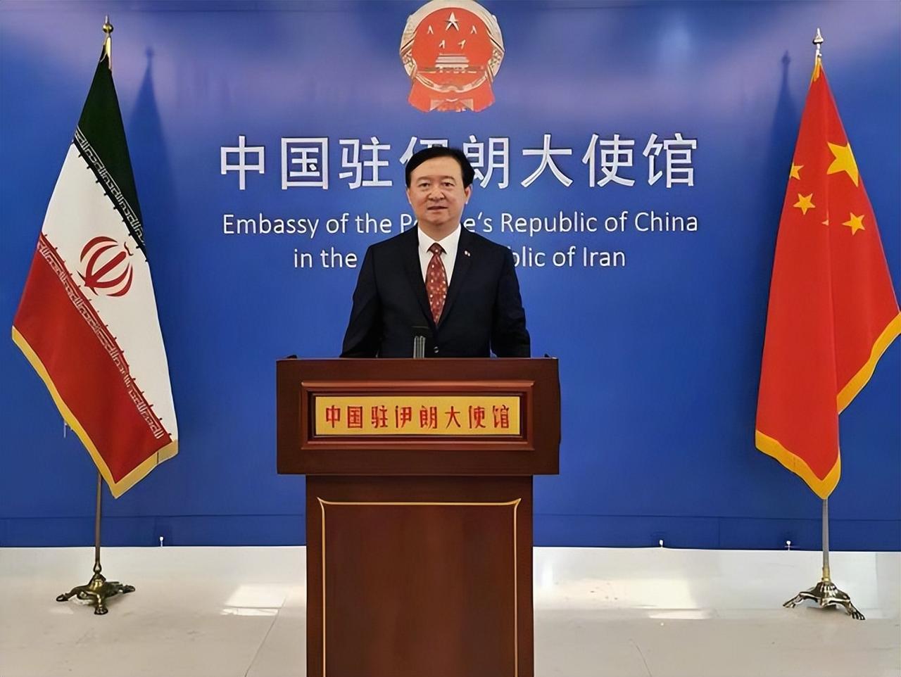 安理会罕见否决！中国这票为何让伊朗直呼“谢谢”？
霍尔木兹海峡的风浪里，一场关键