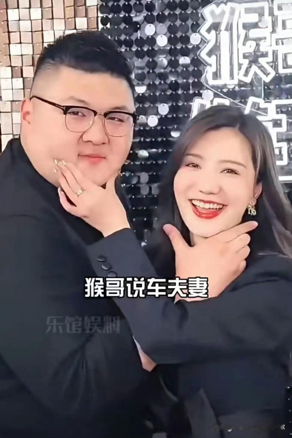 年入千万的网红夫妻

离婚时却只吃一碗面

知名车评人猴哥说车官宣离婚了。没有财