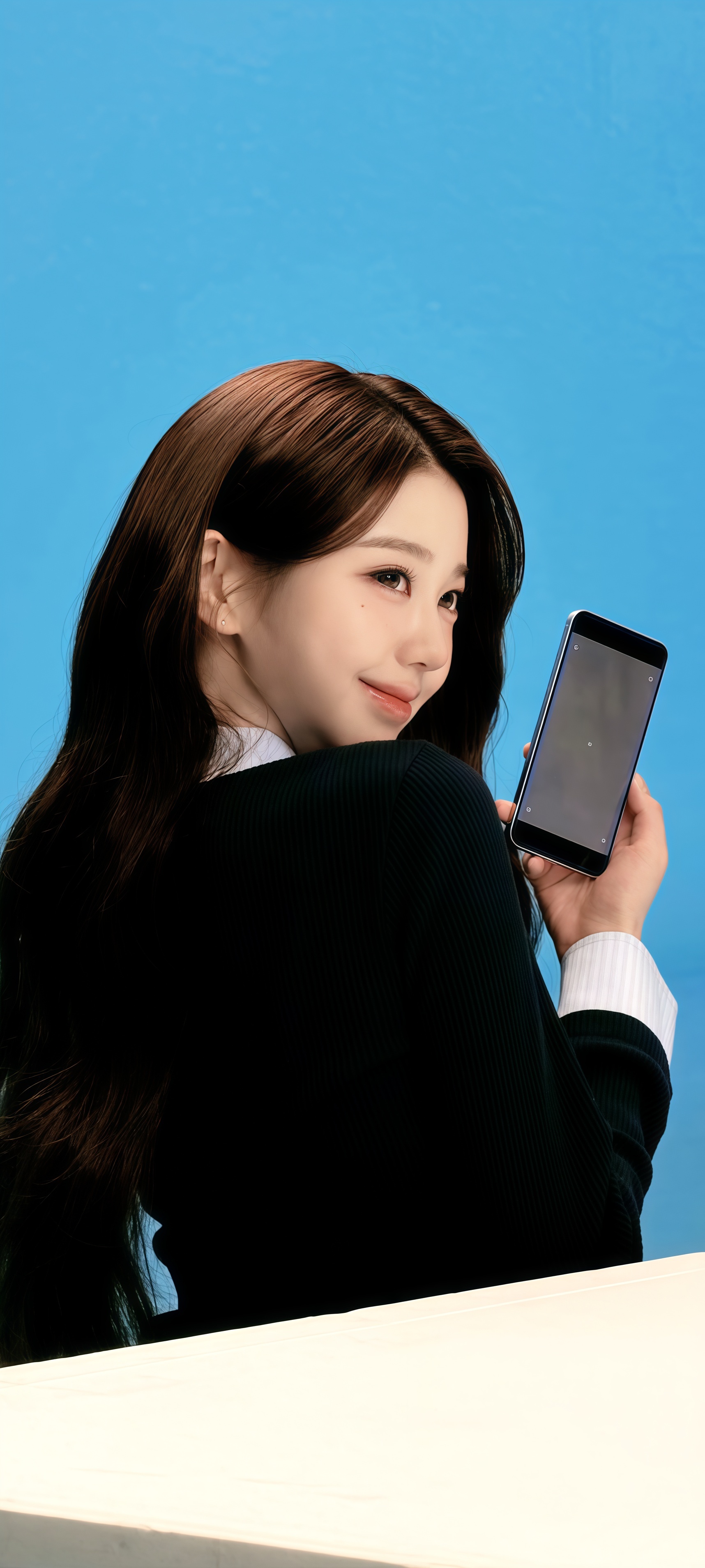 张元英蓝色系壁纸更新女神拍照审美都很好啊  专栏 · LOVE张元英–wonyo