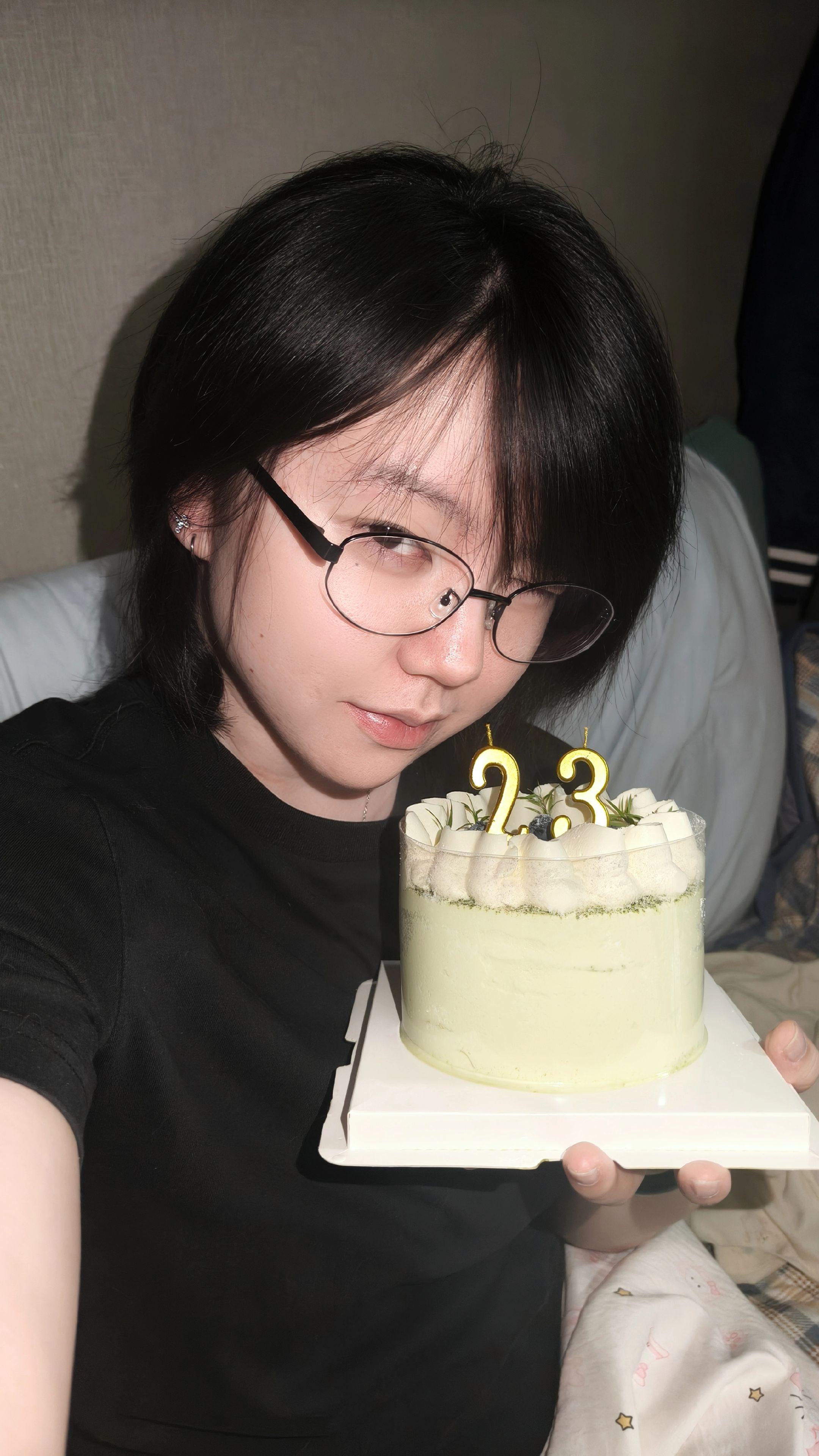 在半醒半悟中迎来自己的23岁