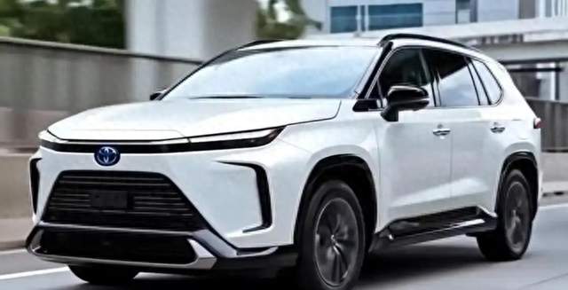 2026款汉兰达：油耗5.97L+249马力，TSS4.0+AR导航，省油