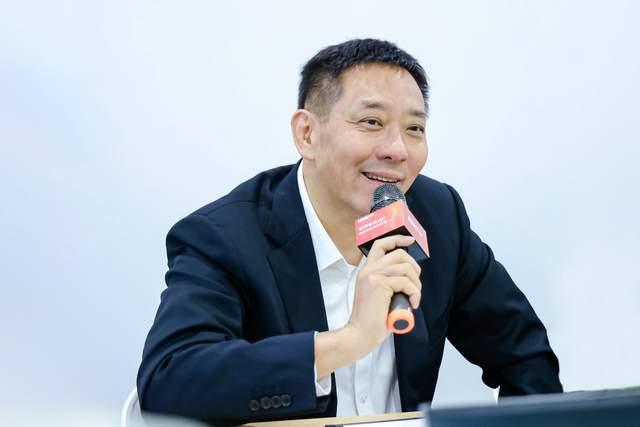 联想高管刘军：现在时机已到，依托AI PC和“一体多端”战略以及在手机上的创新，