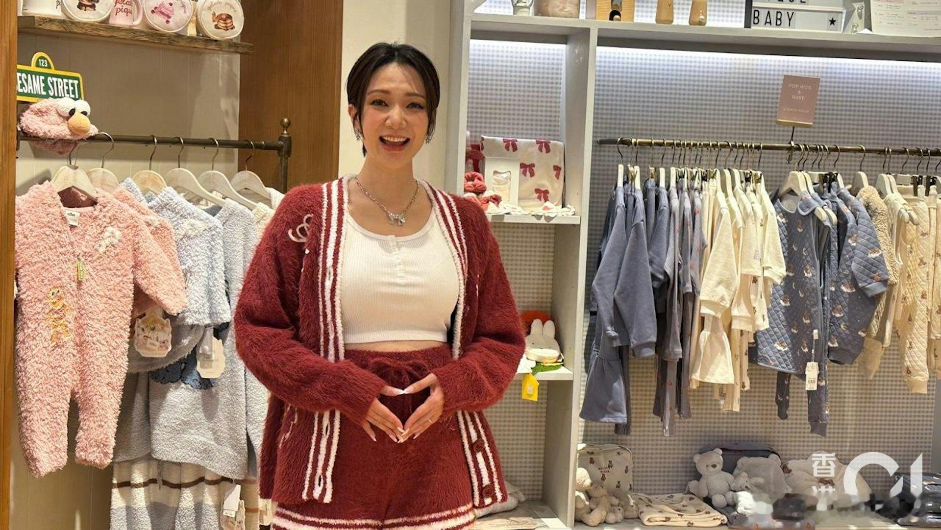 現年38歲王君馨（Grace）與老公Daniel結婚7年，日前在社交平台宣佈造人