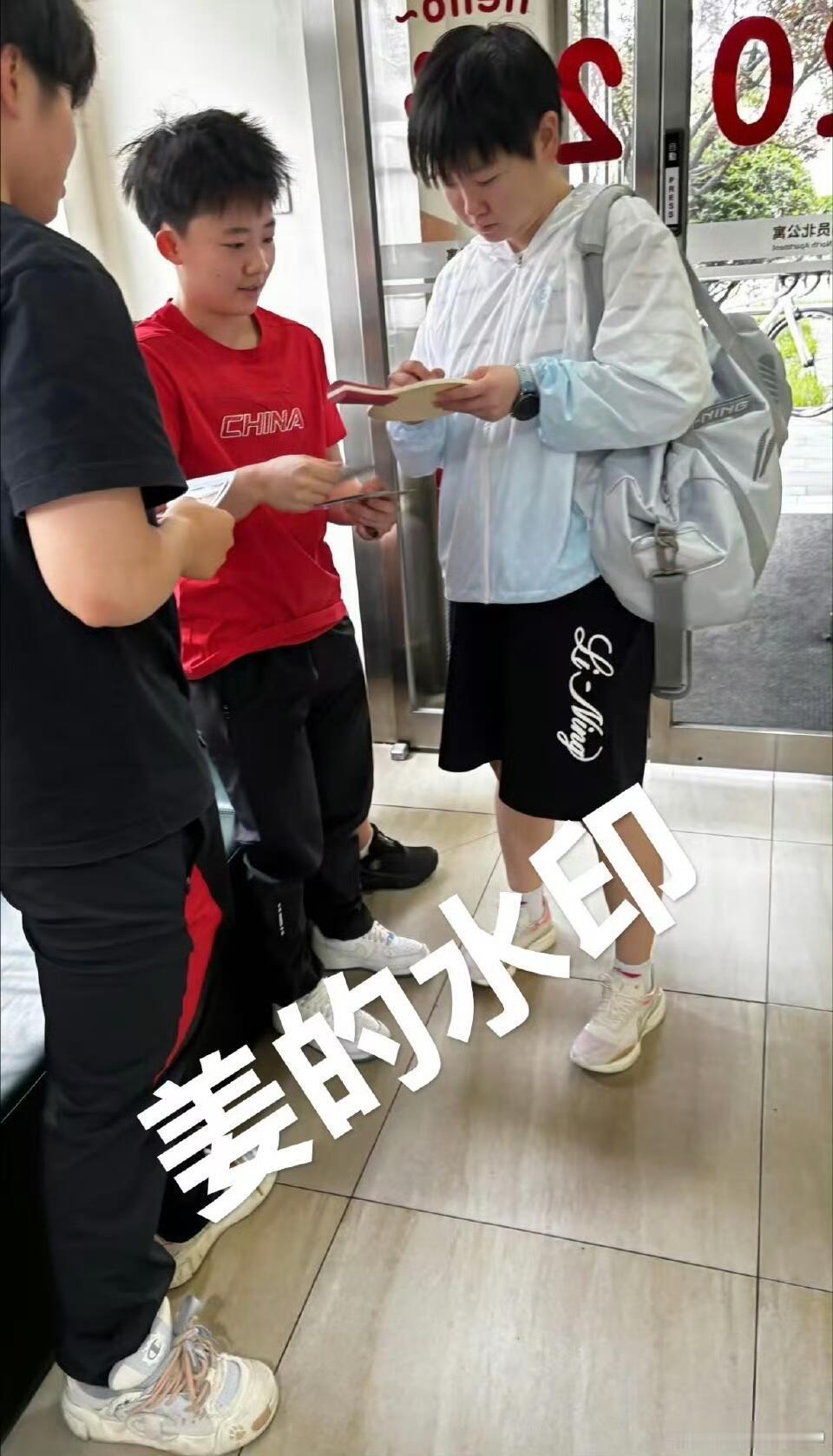 小莎🫳🏻 ​​​