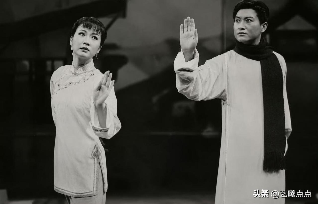 这出越剧，25年等一回！
2026年6月10日，上海越剧院演出的现代越剧《早春二