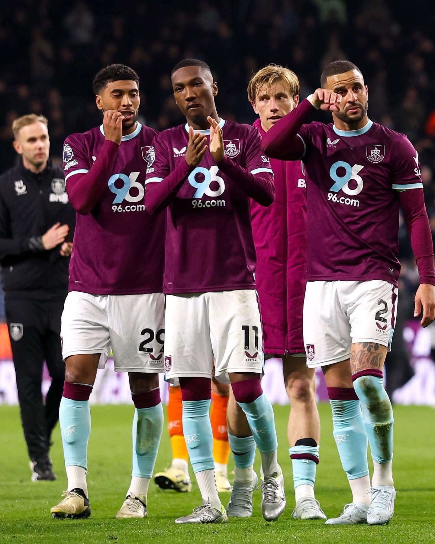 一念天堂，一念地獄… 曼城升上榜首，般尼就護級失敗！夏蘭特一箭定江山，曼城以較多