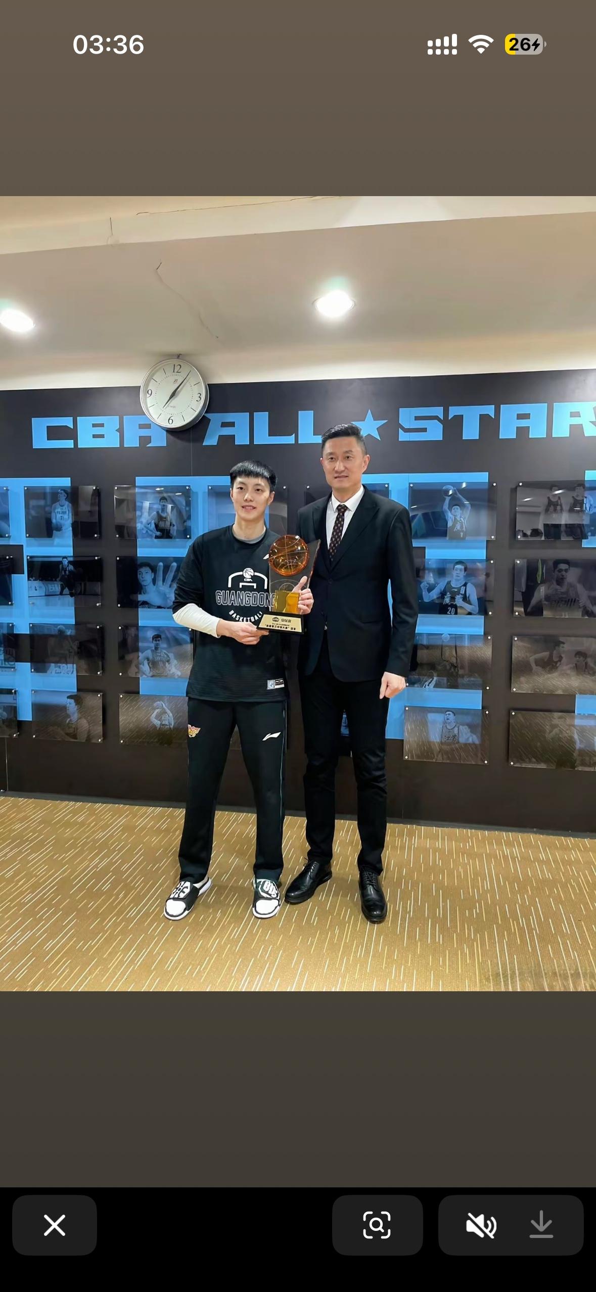 年轻时候的胡明轩好帅