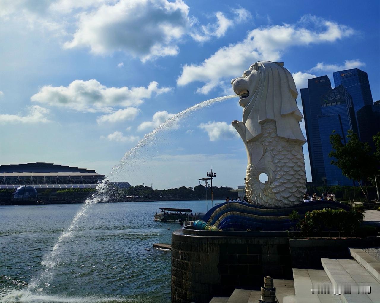 中国公民新加坡跳楼！
 
情人节本该浪漫温馨，可新加坡金沙酒店却发生了一起让国人