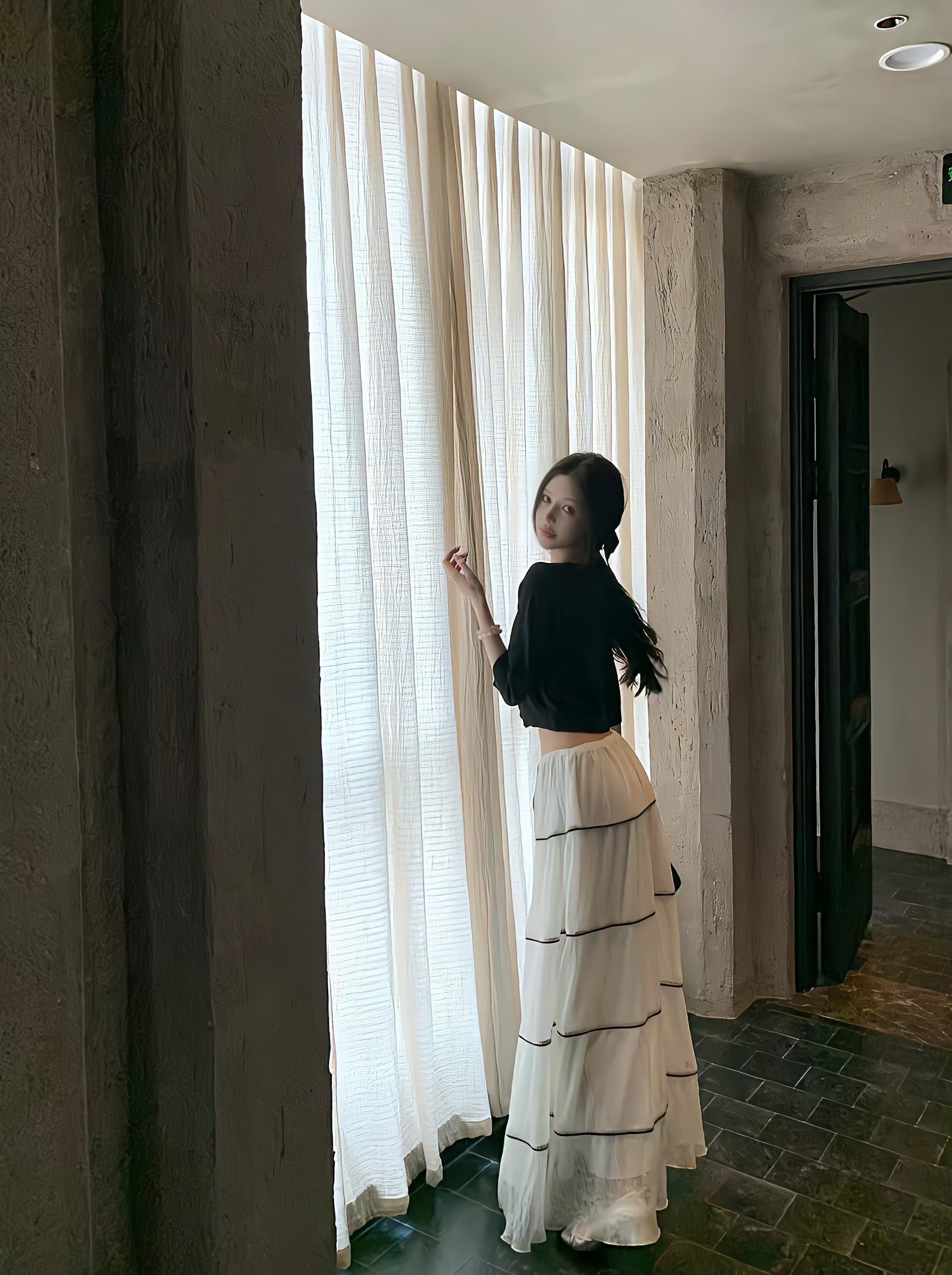 怎么 你的一厢情愿也要我负责吗
