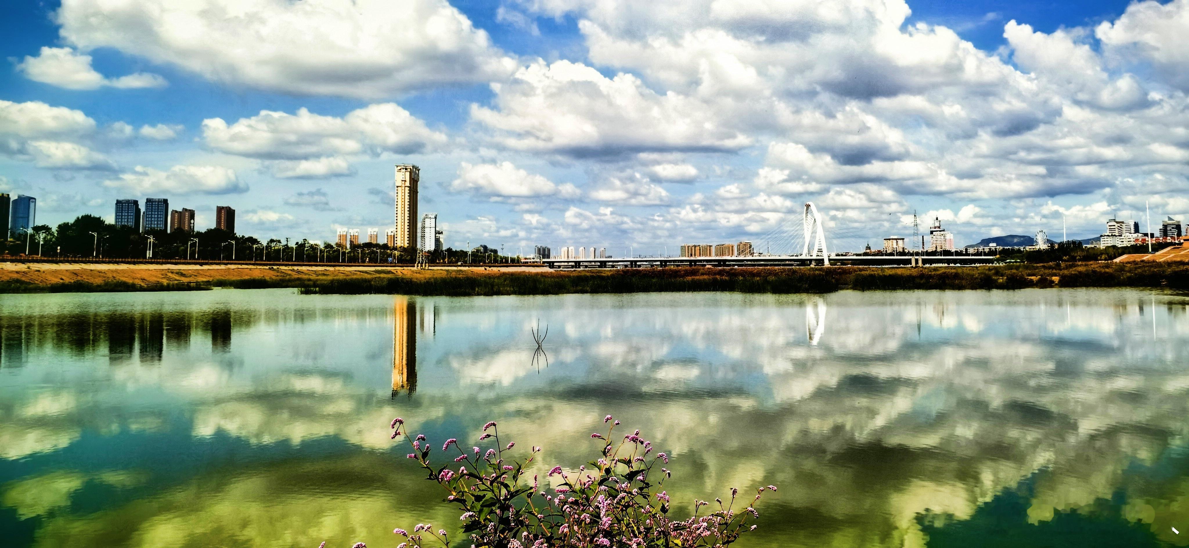 绿水青山·美丽中国行 在这里遇见美丽锦州！蔚蓝地图 实景。2026年04月24日