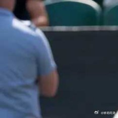 7月8日凌晨，温布尔登网球锦标赛男单1/4决赛一场焦点之战上演。赛会3号种子阿利