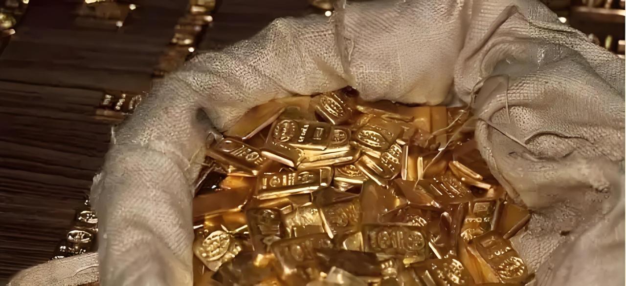 不可思议的资本主义法国。
据潇湘晨报11月7日报道，近日法国罗讷省索恩河畔讷维尔