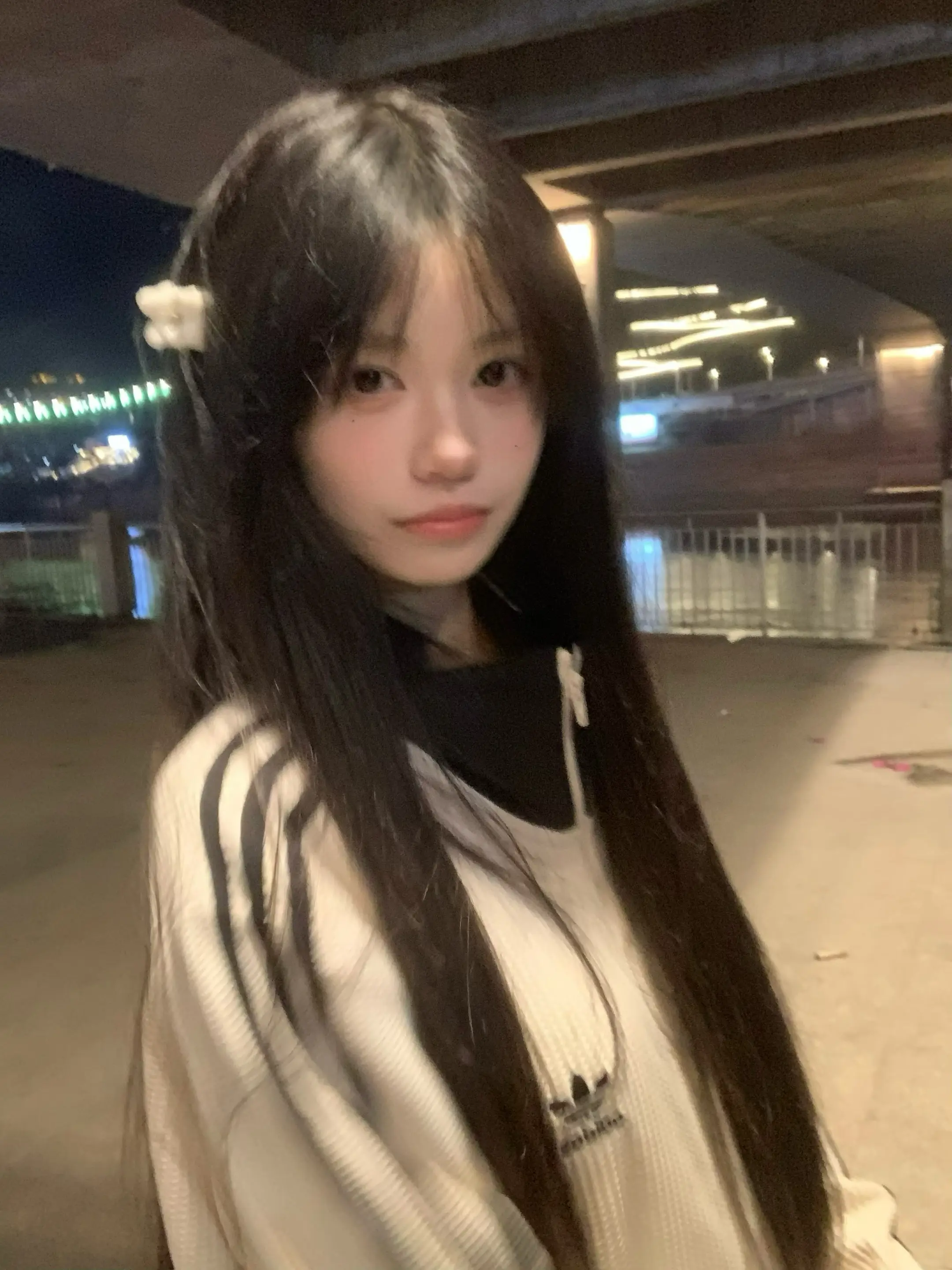 你的心 可以回到第一次见我那么真吗