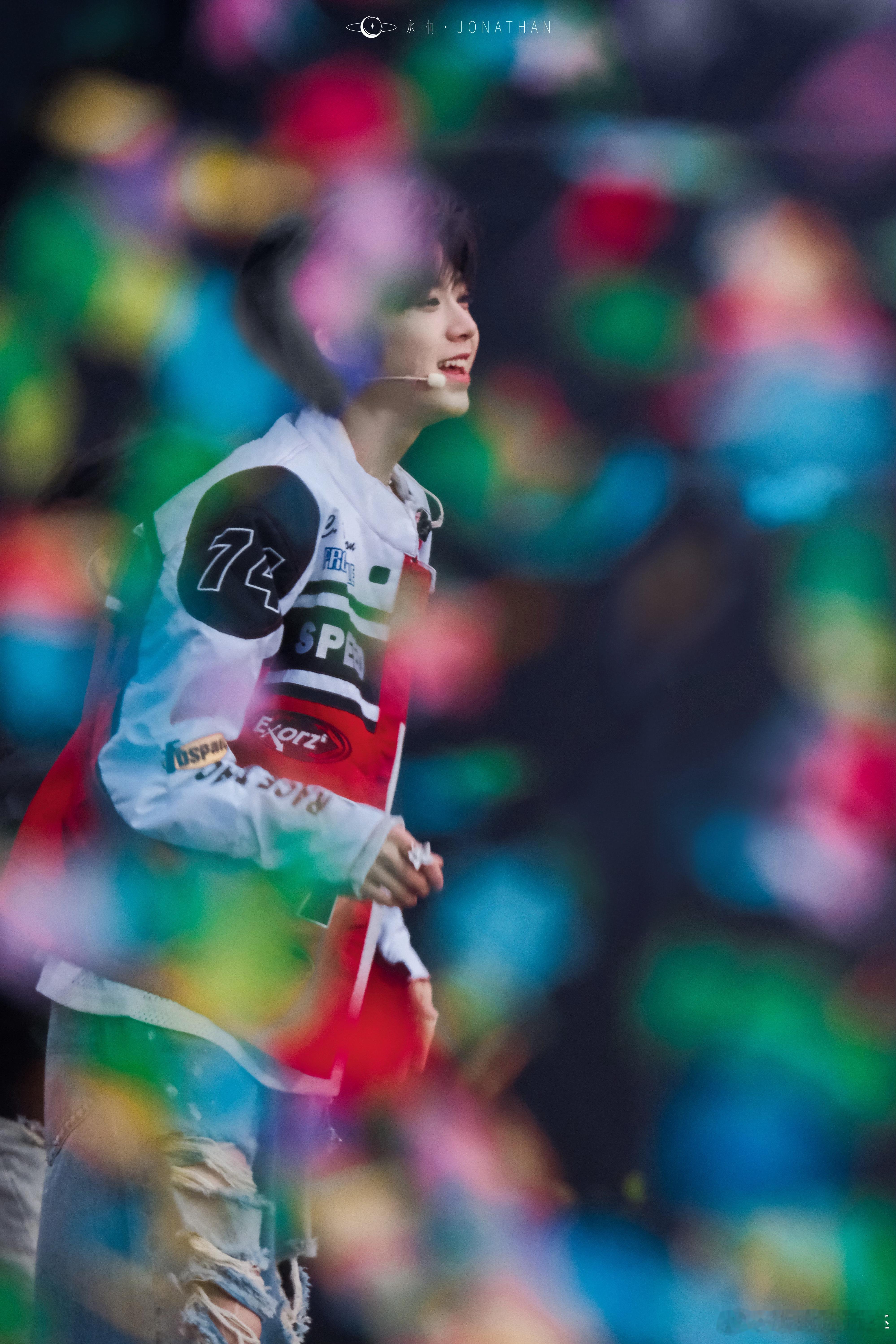 美杜莎舞台好完美的陈奕恒