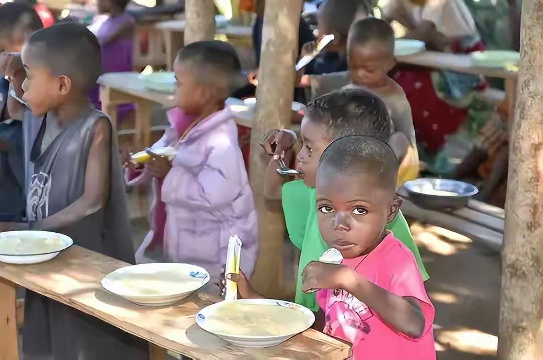 中国水稻印上非洲钞票 
背后故事让人暖心

在马达加斯加，面值2万阿里亚里的纸币