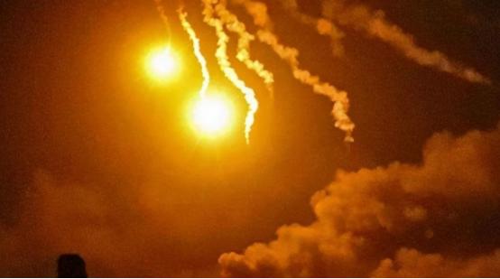 敢动马斯克的星链蛋糕？俄罗斯不敢下的狠手，伊朗直接亮剑了！6 月 11 日中东传