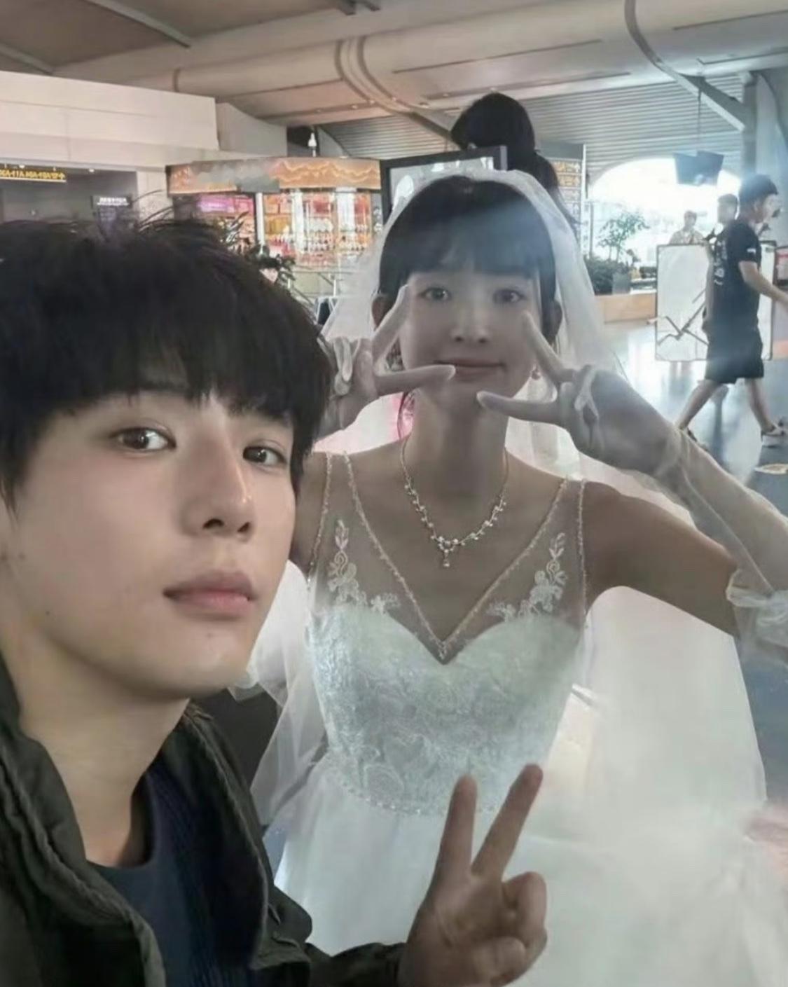 王安宇，王玉雯《爱是愤怒》二搭，为此王安宇增重15斤。

要知道王安宇本来已经1