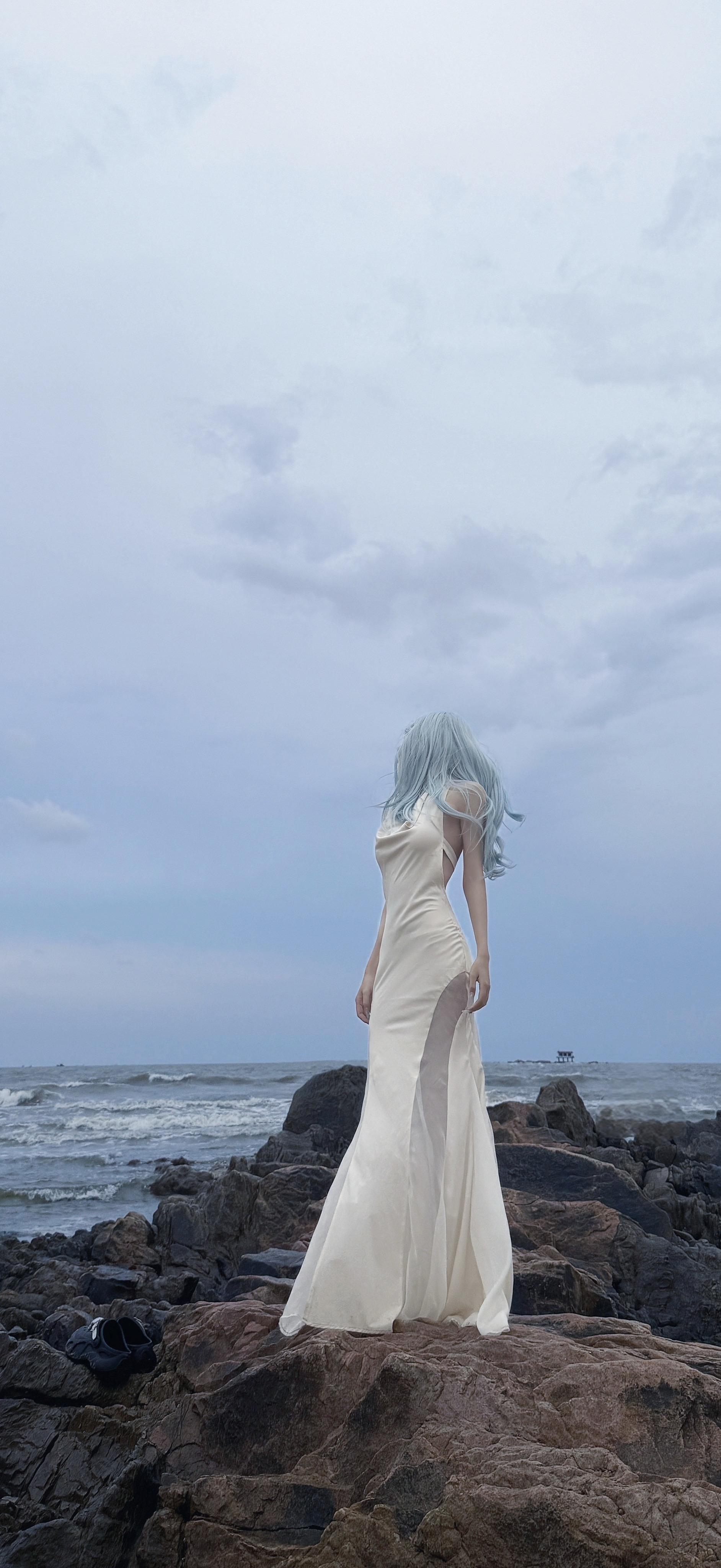 所有的晦暗都留给过往。