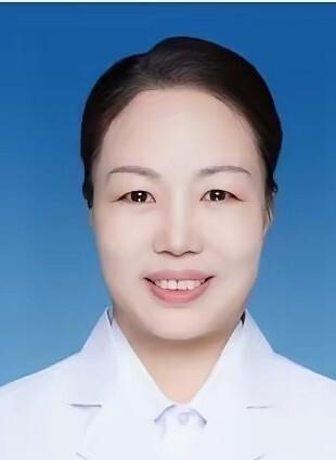 卢如芳，泸州龙马潭区中医医院检验科主任，2010年上任，一干就是16年，今年主动