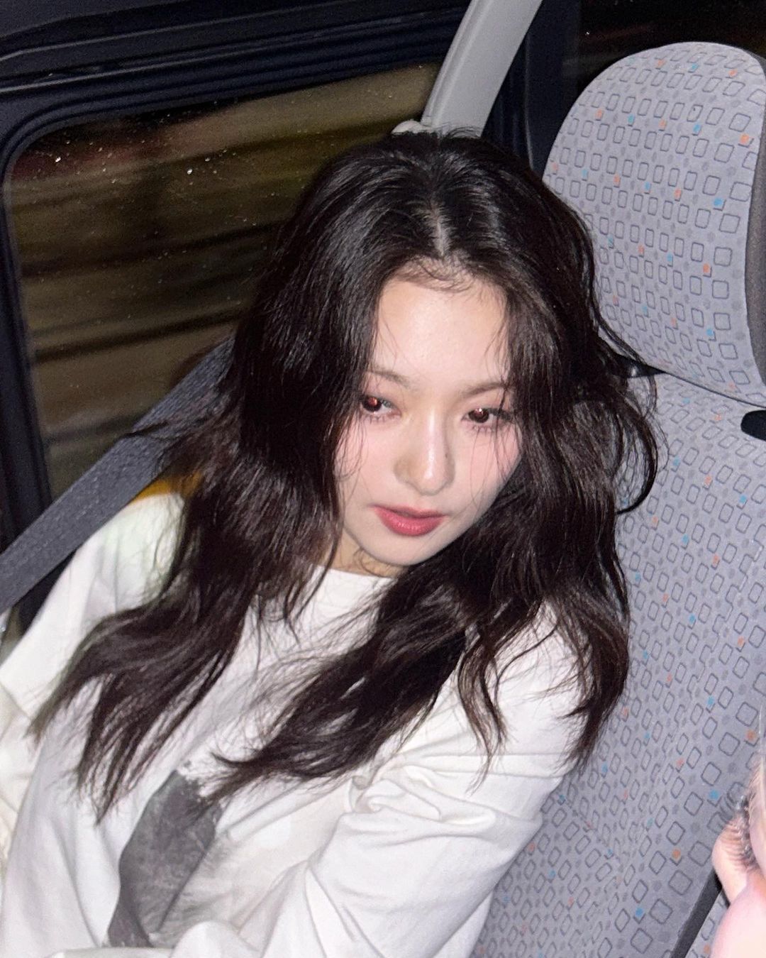 #李娜炅[超话]#🐣#蜜桃笑颜李娜炅# [图片]240310 娜炅ins更新 
