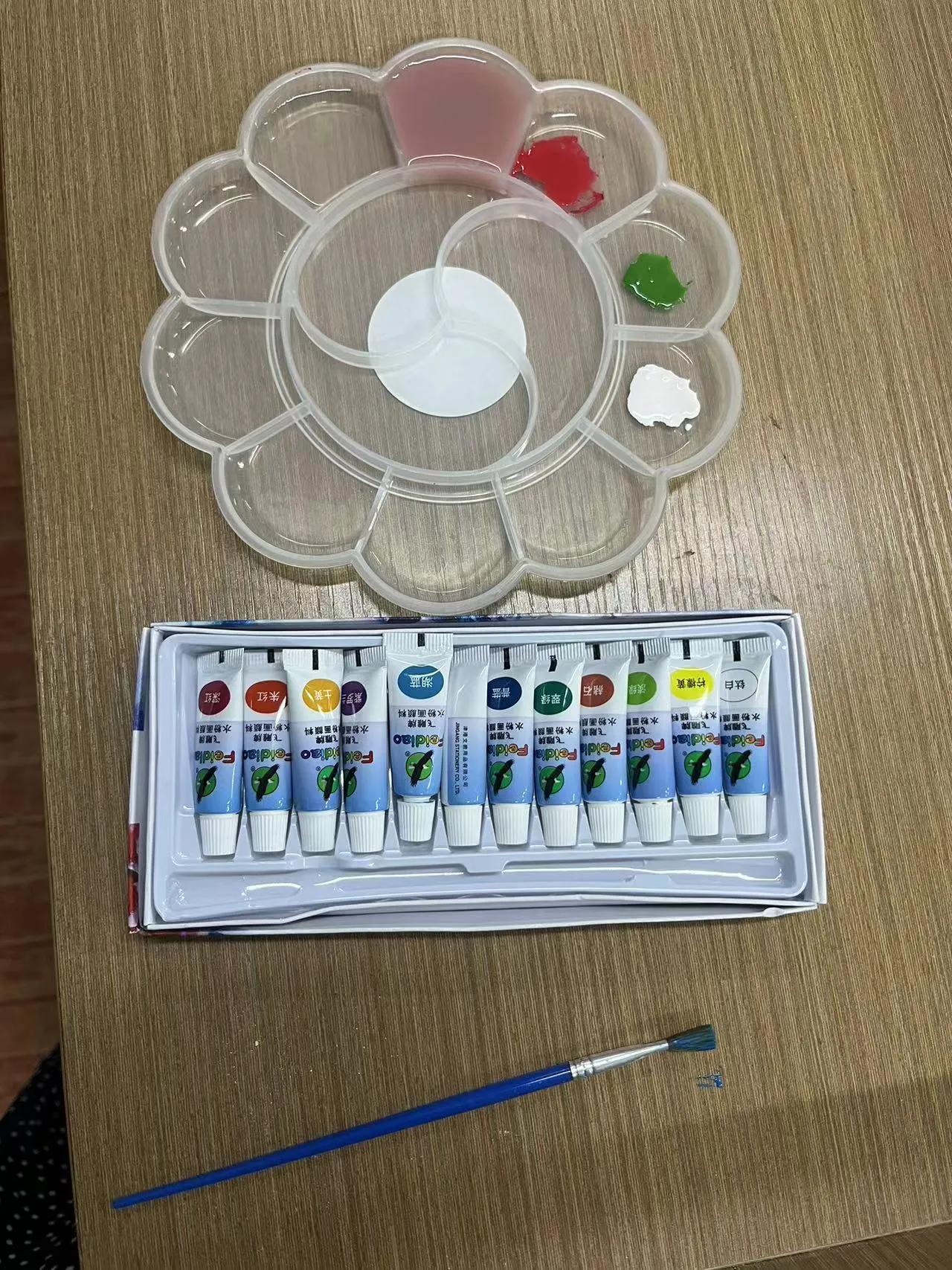 晚上没饭吃到处都是人