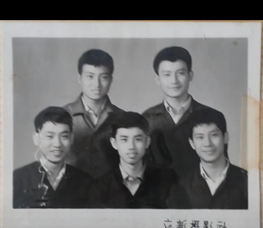 团子给外卖员拉黑权？早该让“离谱顾客”没饭吃了！
 
谁还没见过把商家逼到崩溃的