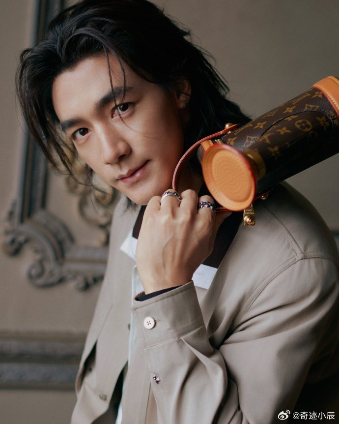 此沙蹦极心率才126蹦极届的“淡定王者”此沙！心率126比跑步还稳，这心理素质，