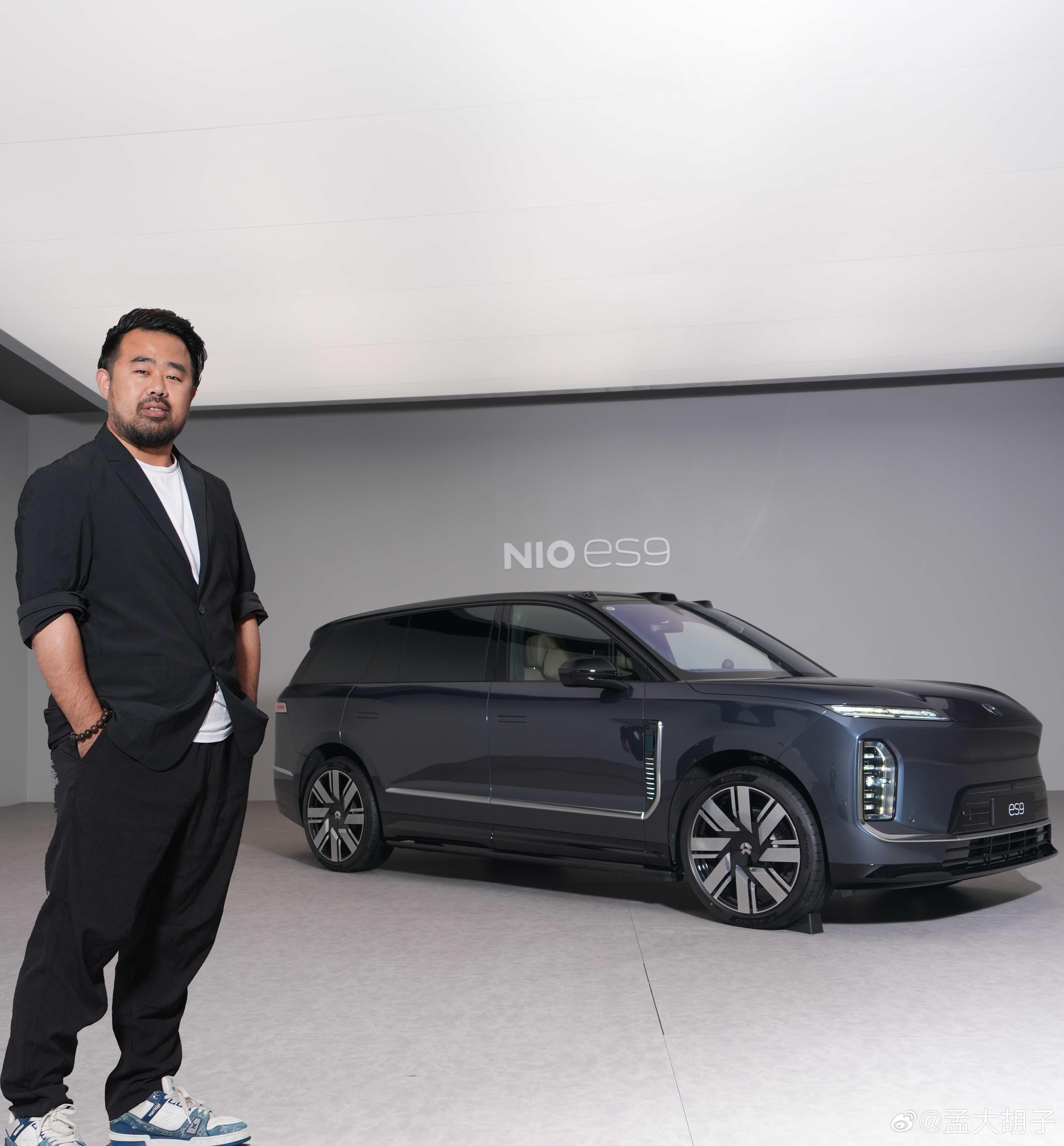 强势搬回一局，这么看就舒服多了蔚来es9