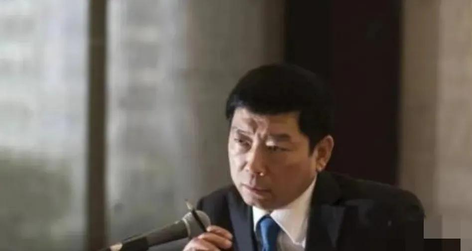 为什么外国不造新能源汽车？长城老总魏建军一句话捅破窗户纸：他们也有技术，他们不是