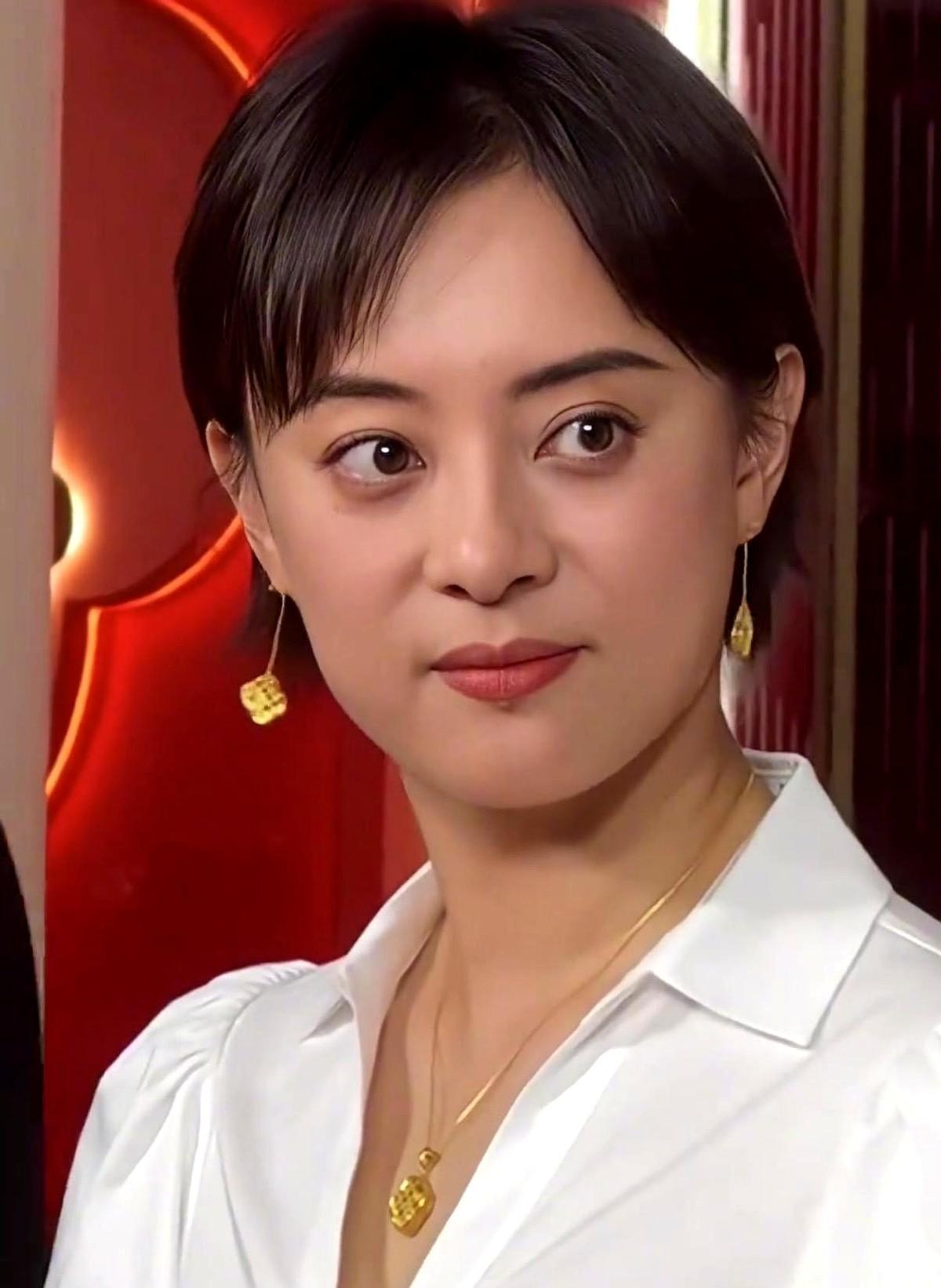 天天泡脚、练瑜伽、写书法，孙俪的脸怎么没“修”出来？

本以为这种日子过久了，人