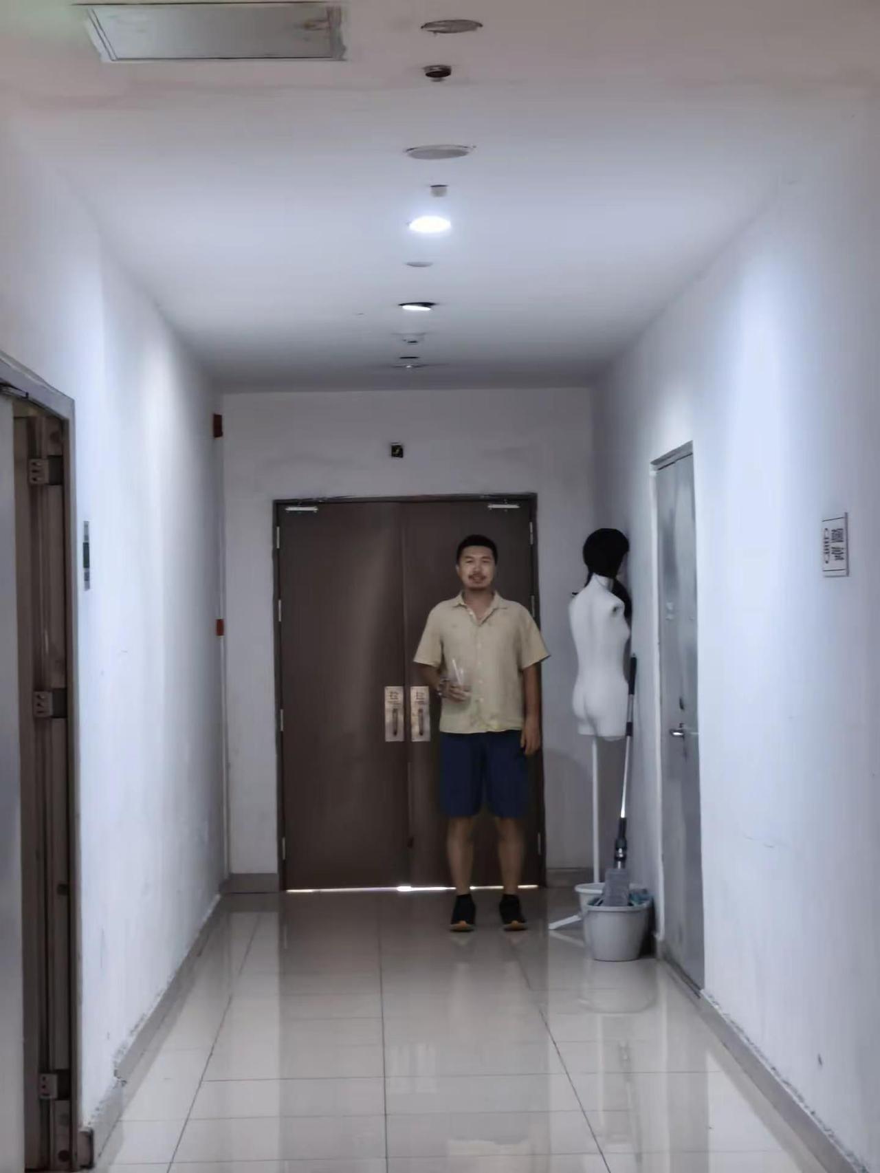 恐怖如斯，她没有脸
