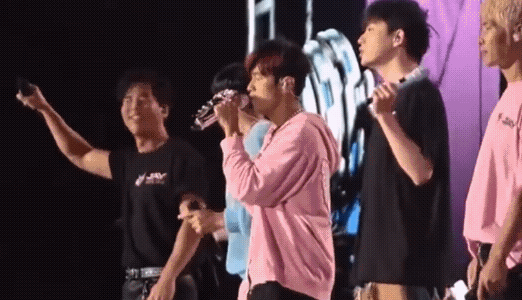 周杰伦3小时演唱会实唱不足90分钟周杰伦3小时演唱会实唱不足90分钟！一沫真挚的