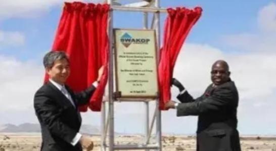 中国曾无偿援助了纳米比亚4000吨大米，万万没想到，这个非洲小国在2019年回馈