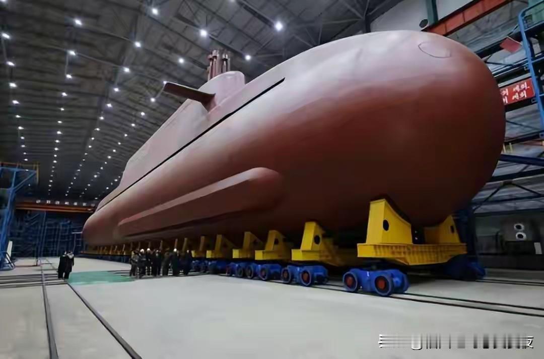 回应美韩勾连，朝鲜首次公开核动力潜艇！韩媒：俄罗斯已越过红线