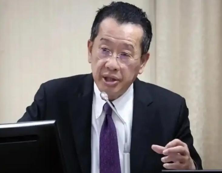 台防务负责人顾立雄发表声明

10月6日，台湾地区防务部门负责人顾立雄亲口证实：