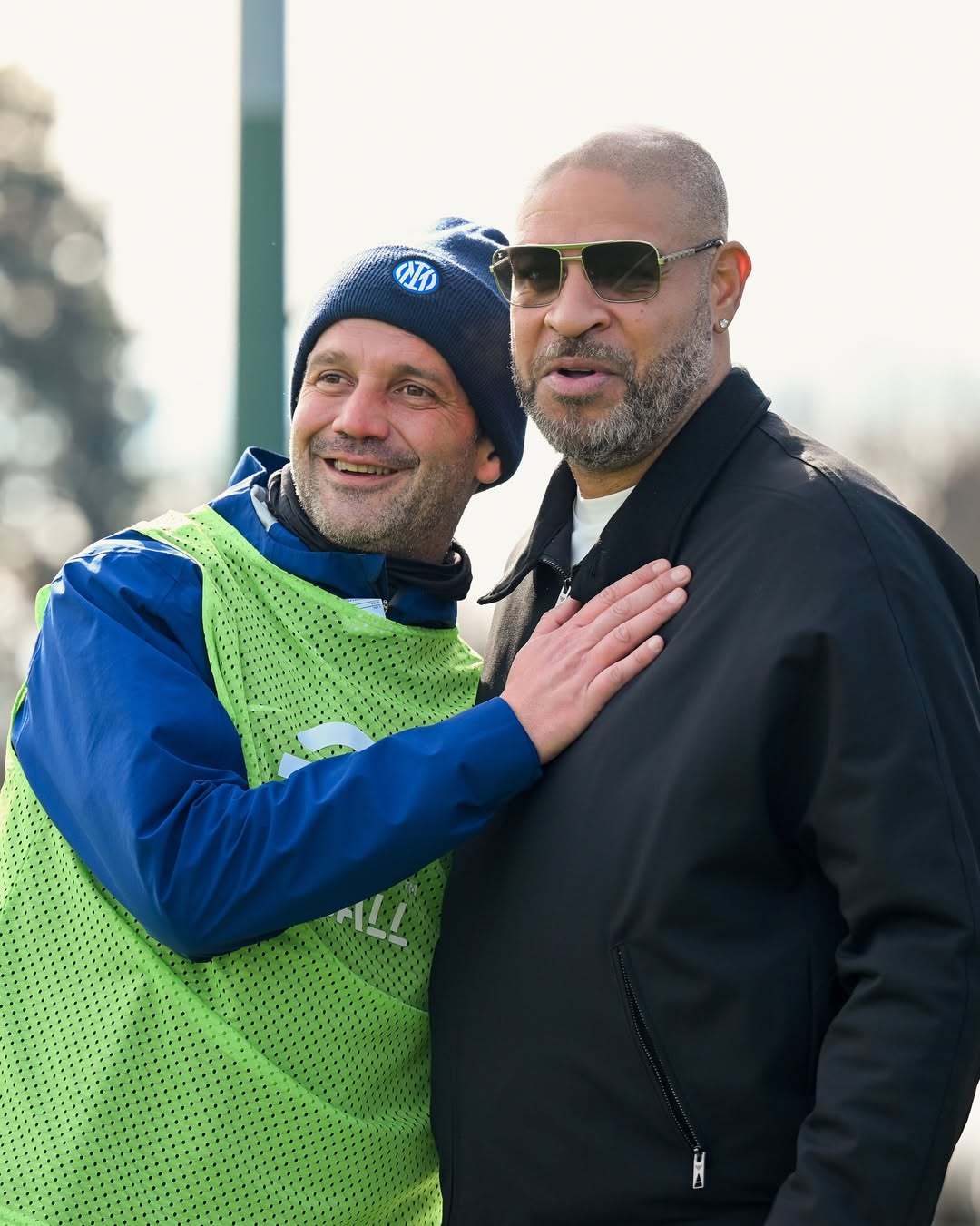 阿德访问国米。意甲足球