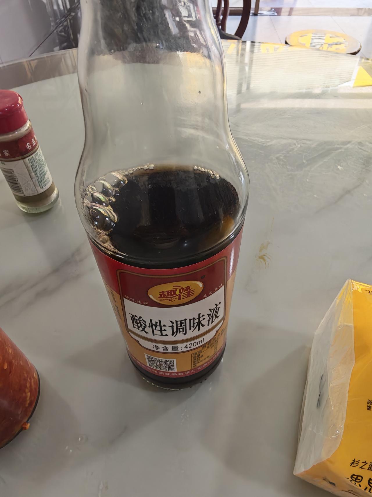 晒出你的本地生活真正第1次在外面吃汤粉的时候，发现了这样的调味料。其实每家汤粉店