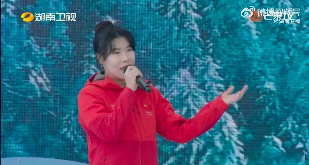 冬奥冠军声鸣远扬唱将合唱太强 实力碰撞，惊艳全场！周洋携手张璐涵、高旭在冰雪推介