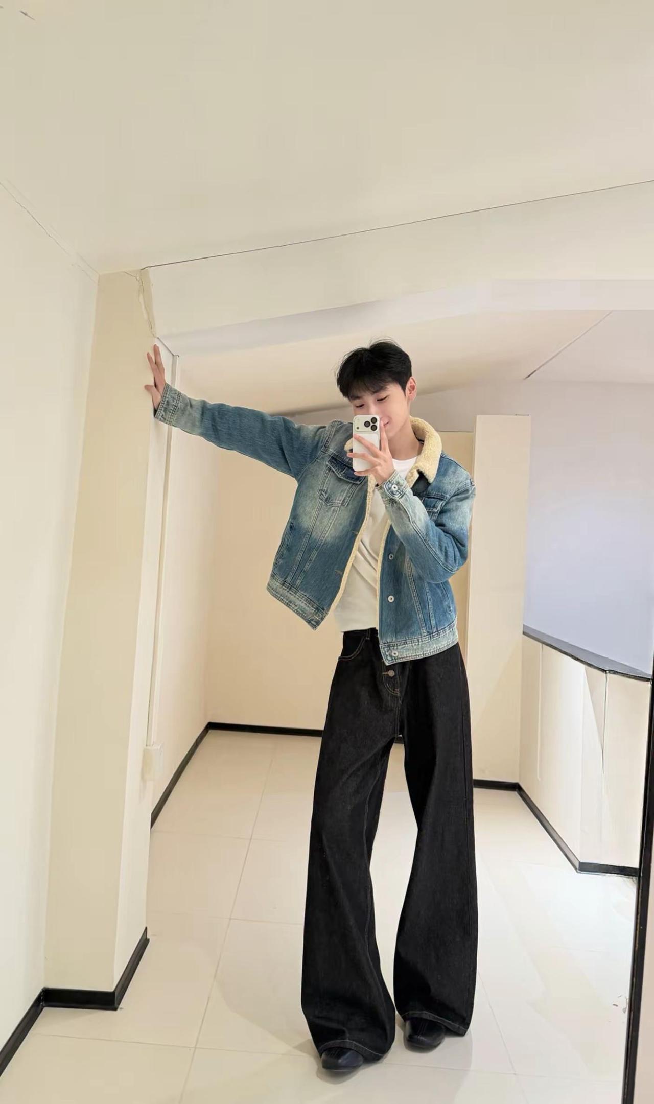 别玩我了 我只是个纯情的小男孩 我玩不过你你和我说说话 我就喜欢上你了