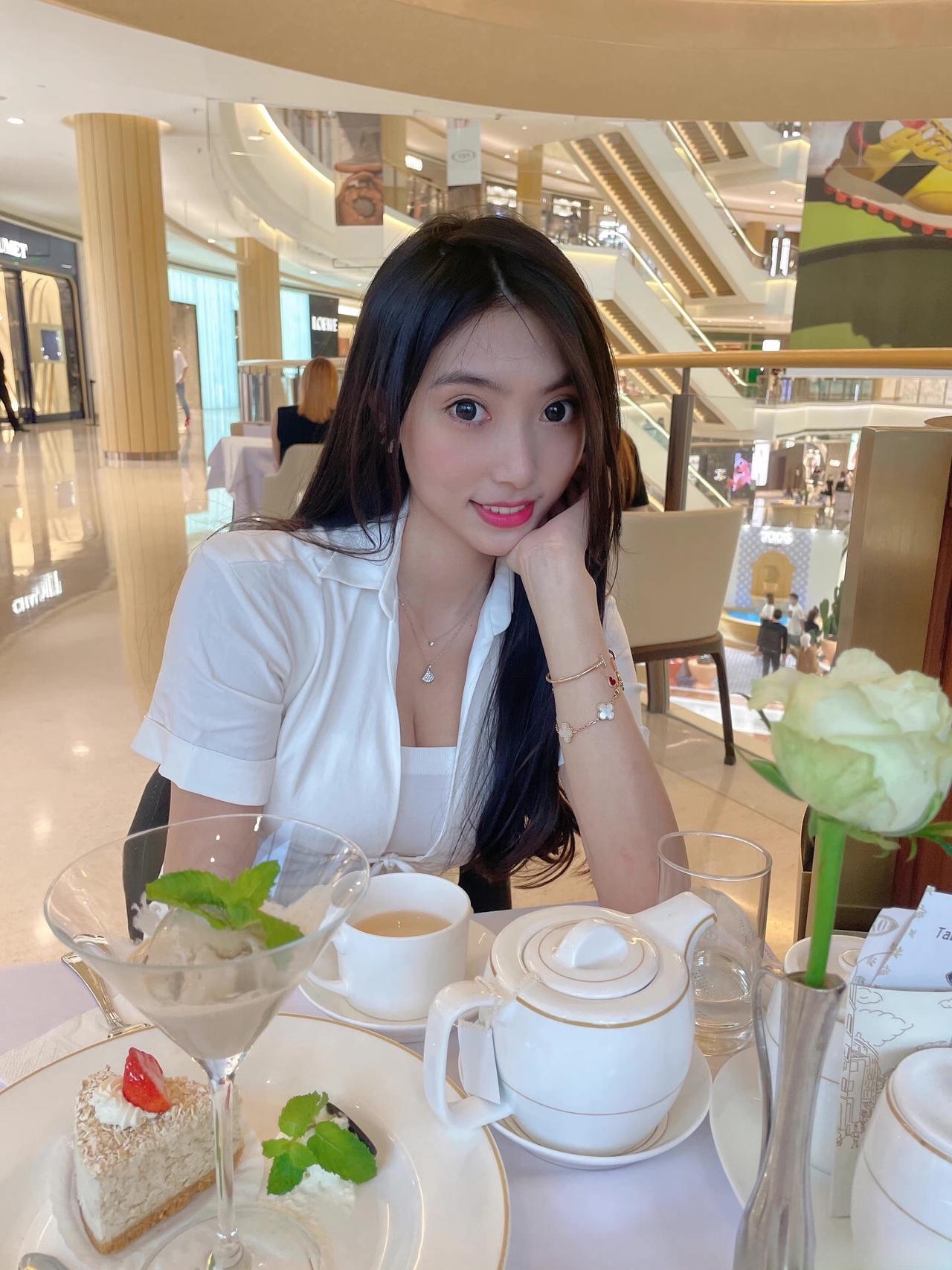 勇敢追梦，不负青春。上热门 甜妹风 穿搭 御姐