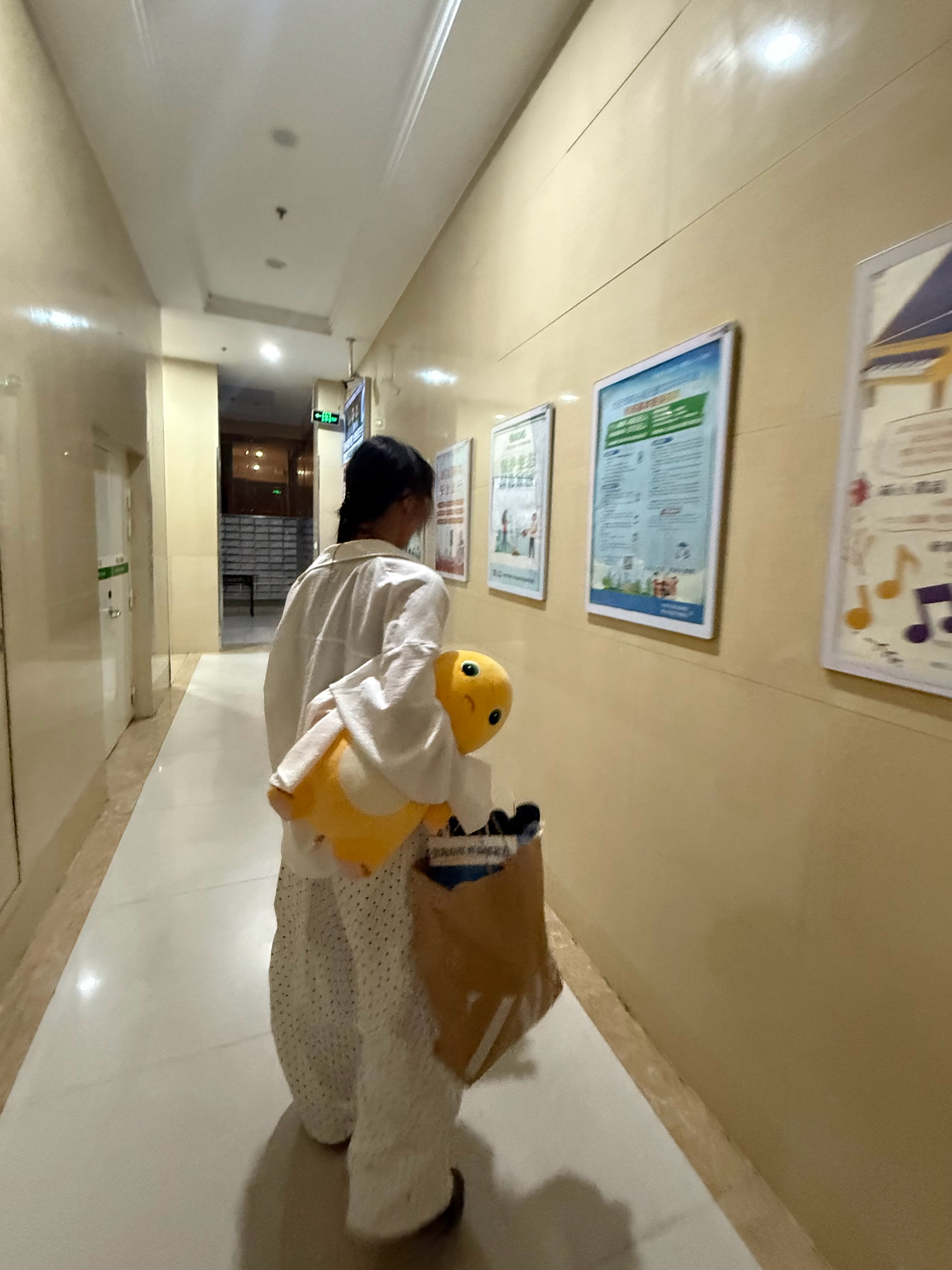 知道的以为我在帮人搬家 不知道的以为我偷人家奶龙 ​​​