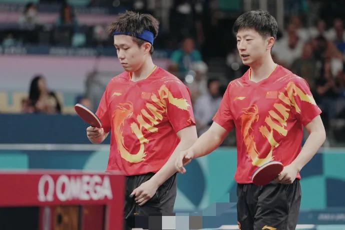 巴黎奥运会乒乓球男团1/8决赛
中国男团3-0横扫印度，光速下班！不得不说的几点