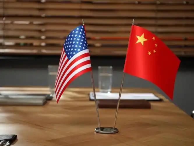 为什么中国开始对美国步步紧逼，因为我们看透了苏联解体的本质，而现在，我们正在让美